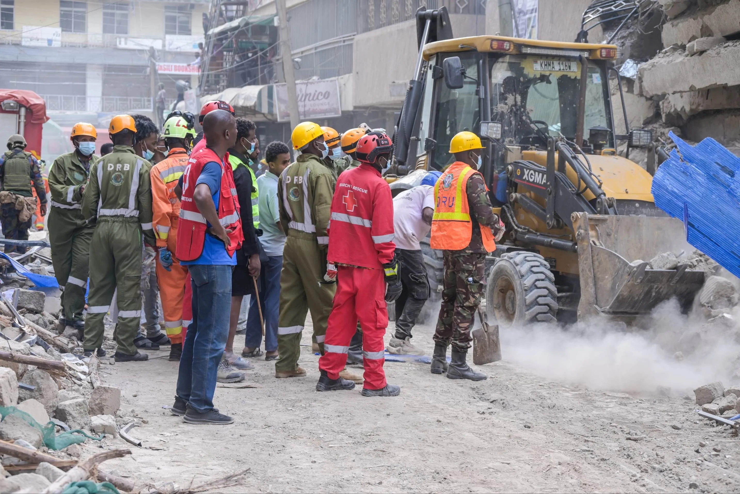 Emergency workers at the scene of a collapsed building in Eastleigh, Nairobi